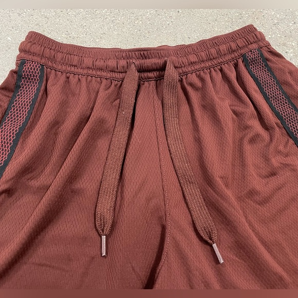 Nike Fly Men’s Basketball Swoosh Crossover Shorts Size Small Rare red/brown - Picture 10 of 13